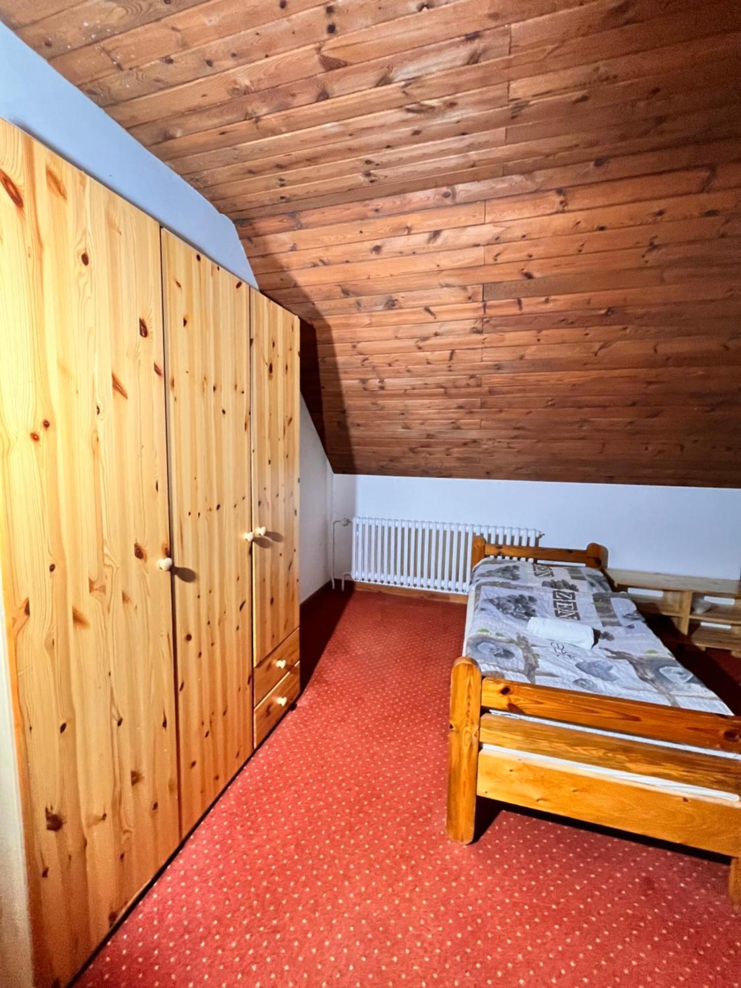 Vila Morava Hotell Liptovský Mikuláš Eksteriør bilde