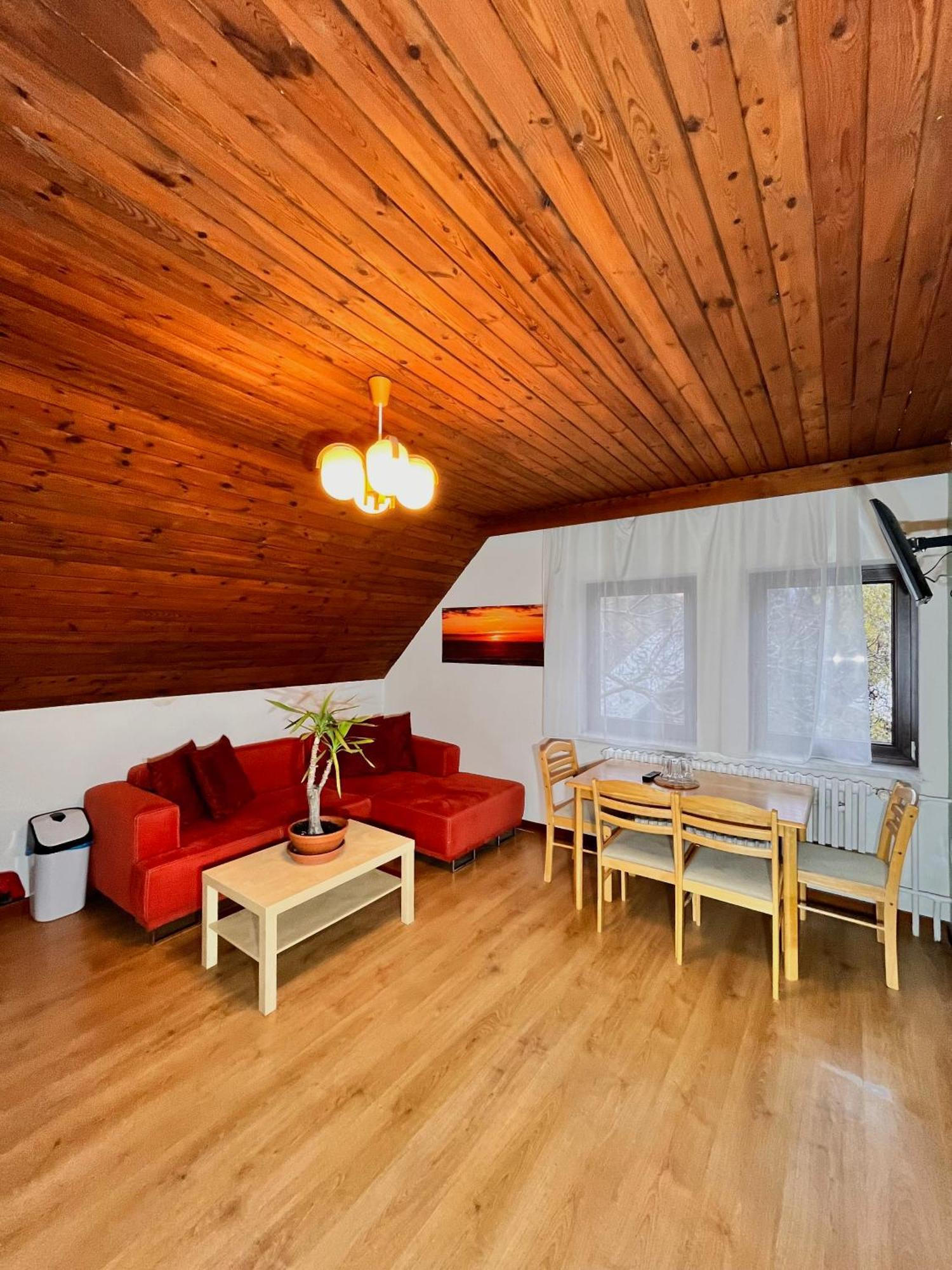 Vila Morava Hotell Liptovský Mikuláš Eksteriør bilde