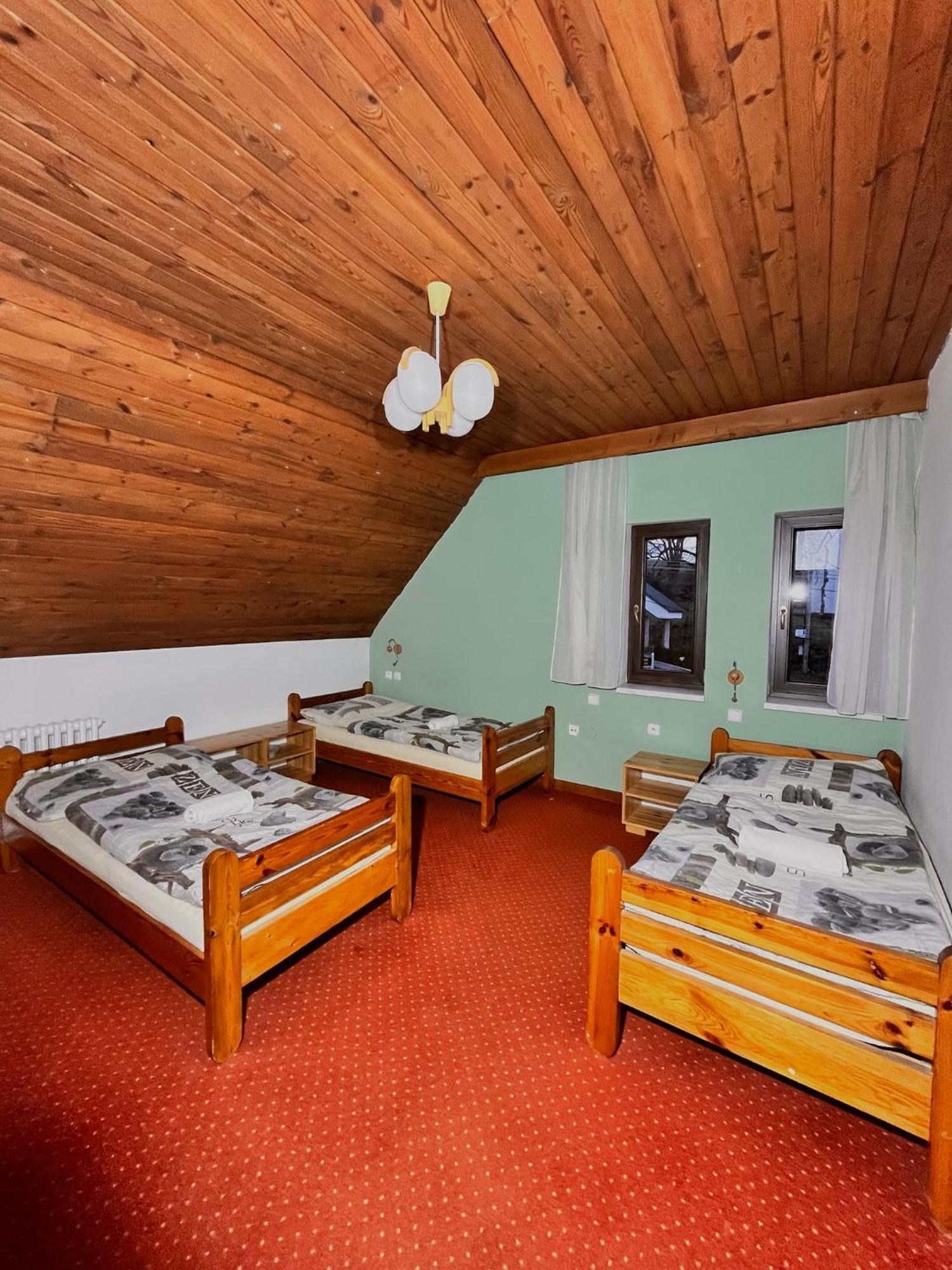 Vila Morava Hotell Liptovský Mikuláš Eksteriør bilde