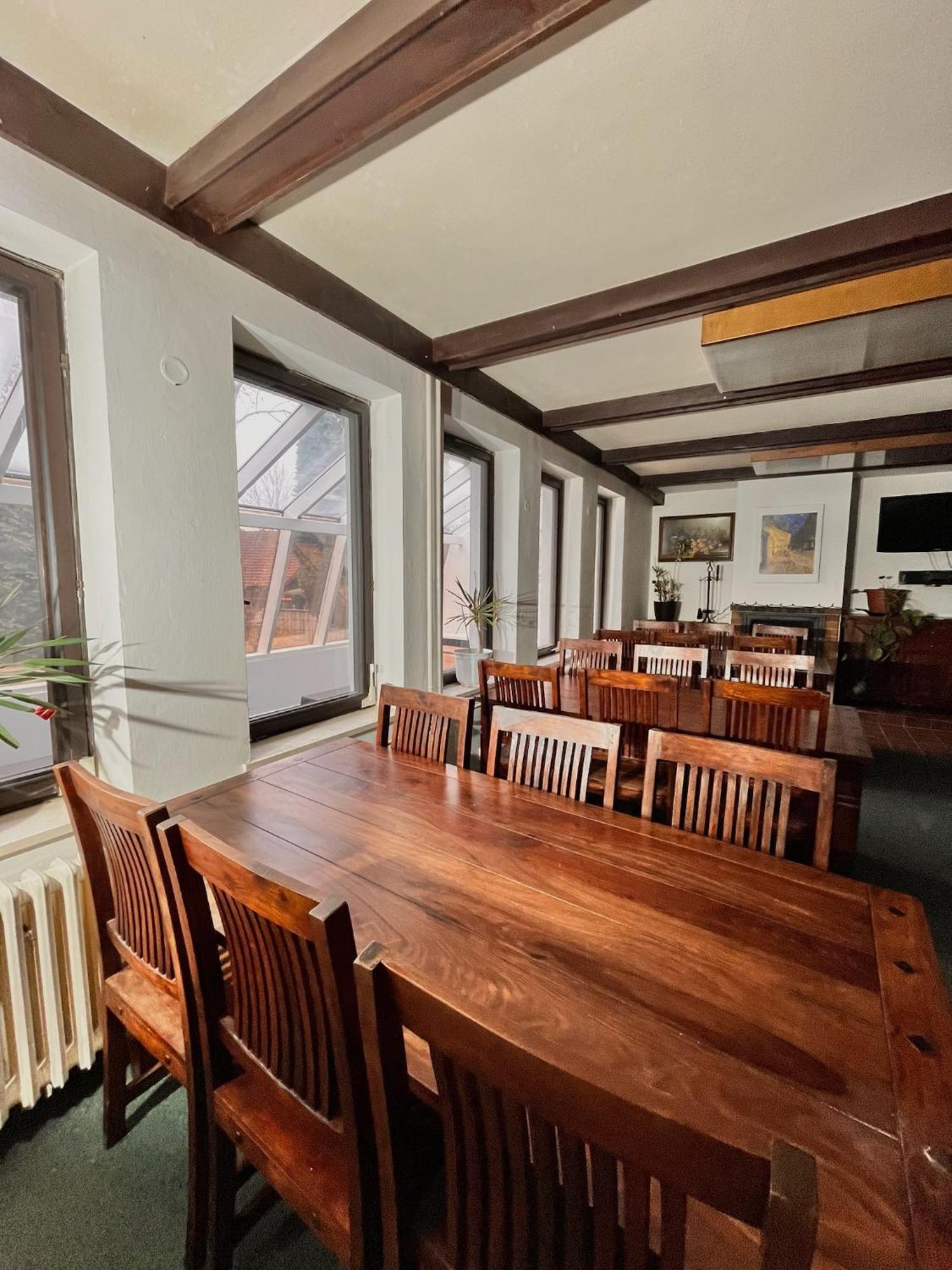 Vila Morava Hotell Liptovský Mikuláš Eksteriør bilde